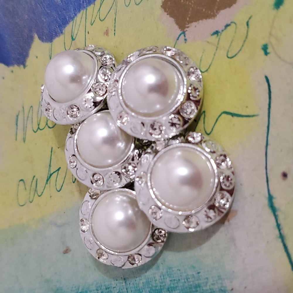 Set of 5 faux pearl clear rhinestones silvertone shank back upcycled
